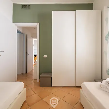 Semesterbostad Erika Is Molas